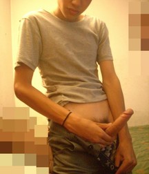 Boys with a boner 5bed42debfb65.jpg
