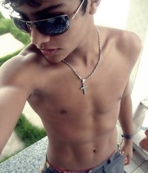 shirtless boys 5beefc28d0e1f.jpg