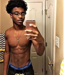 shirtless boys 5beeff4a9eebc.jpg