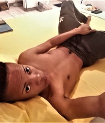 shirtless boys 5befdb0bb24a7.jpg