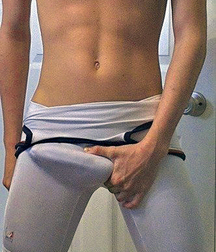 shirtless boys 5bf128b37ecc5.jpg