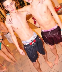 shirtless boys 5bf30c1b926f6.jpg