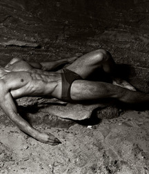 shirtless boys 5bf30e8320e03.jpg