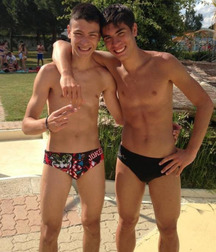 shirtless boys 5bf30ee2b681e.jpg
