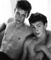 shirtless boys 5bf44dc77c630.jpg