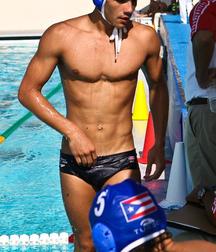 shirtless boys 5bf44e9fe4743.jpg