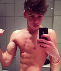 shirtless boys 5bf44ffc627bd.jpg