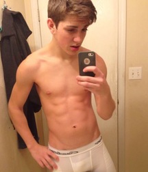 shirtless boys 5bf583acd8e05.jpeg