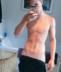 shirtless boys 5bf583cc5cb17.jpeg