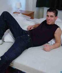 Ethan 5bf828d3c84e5.jpg