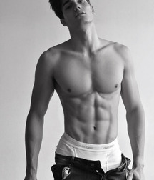 Hunks 5bf938e64eff7.jpg