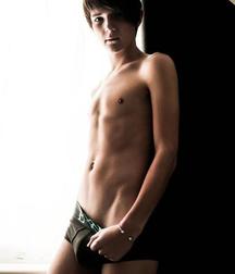 shirtless boys 5bf970cb09a26.jpg