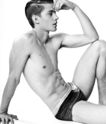 shirtless boys 5bf971785cb7e.jpg