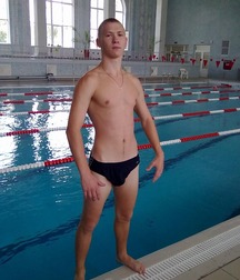 shirtless boys 5bfa6824297c6.jpg