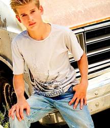 Boys 5bfa698c8d1c7.jpg
