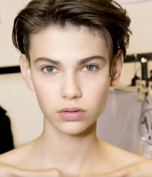 Boys 5bfa6c91f09af.jpg