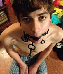 shirtless boys 5bfc4a7e81d34.jpg