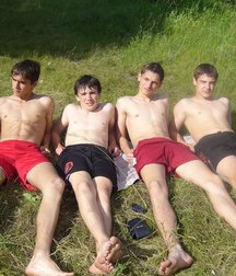 shirtless boys 5bfd8c3db76bf.jpg
