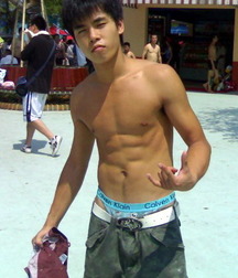 shirtless boys 5bfd8c98f386c.jpg