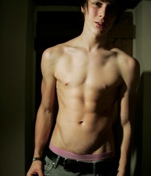 shirtless boys 5bfeb28551cd2.jpg