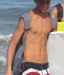 shirtless boys 5bfeb31215da6.jpg