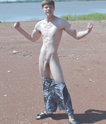 boys nude 5bfeb84962b91.jpg