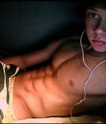 shirtless boys