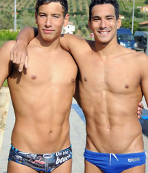 shirtless boys 5c03d358374d8.jpeg