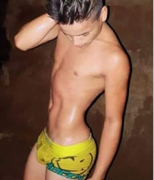 shirtless boys 5c07d6779ee36.jpeg