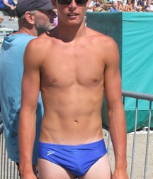shirtless boys 5c0b8cb4db3c7.jpg