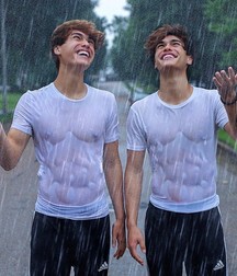 Boys 5c0bad8511d91.jpg