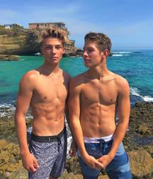 shirtless boys 5c0c4131006ec.jpg