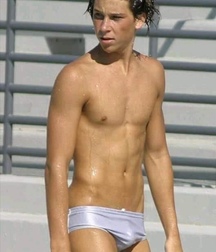 shirtless boys 5c0c424980414.jpeg