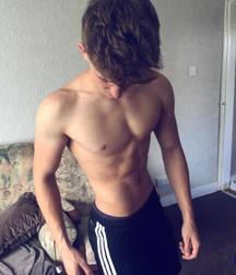 shirtless boys 5c0ead9d3d12d.jpg