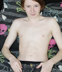 shirtless boys 5c112054a76e0.jpg