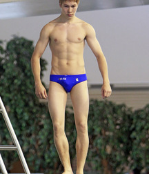 shirtless boys 5c16124382ec1.jpg