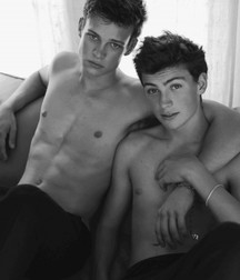 shirtless boys 5c17b975c6603.jpg