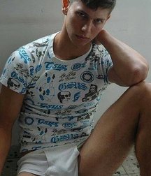 Boys 5c17ee150b31d.jpg