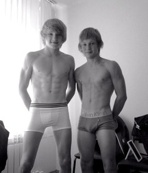 shirtless boys 5c1b9079da9a4.jpg