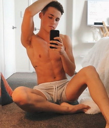 shirtless boys 5c233da32b80b.jpg