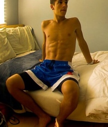 shirtless boys 5c2770fd63283.jpg