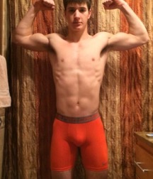 shirtless boys 5c2771444d959.jpg