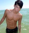 shirtless boys 5c28897bf335d.jpg