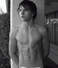 shirtless boys 5c2889849850b.jpg