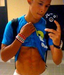 Boys 5c28e4ec868a3.jpg