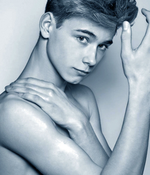 Boys 5c28e6692de2e.jpg
