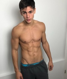 shirtless boys 5c2a866839c34.jpg