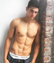 shirtless boys 5c2a8770628ac.jpg