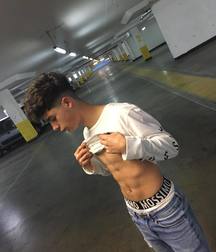 shirtless boys 5c3235f6edb9c.jpg
