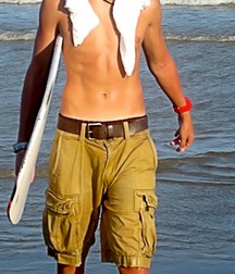 shirtless boys 5c39f689df345.jpg